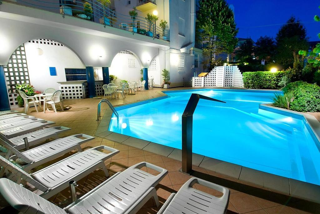 Hotel Gardenia Bellaria-Igea Marina Dış mekan fotoğraf