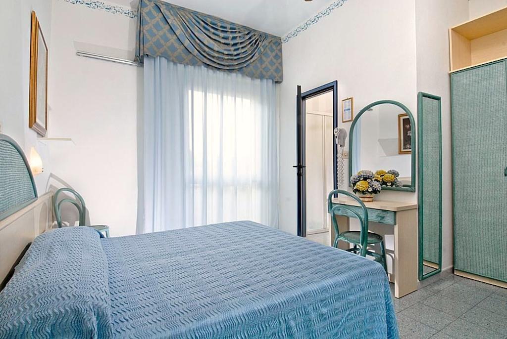 Hotel Gardenia Bellaria-Igea Marina Oda fotoğraf