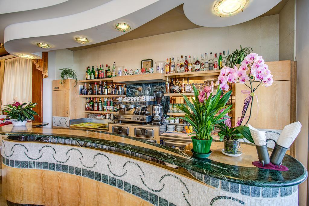 Hotel Gardenia Bellaria-Igea Marina Dış mekan fotoğraf